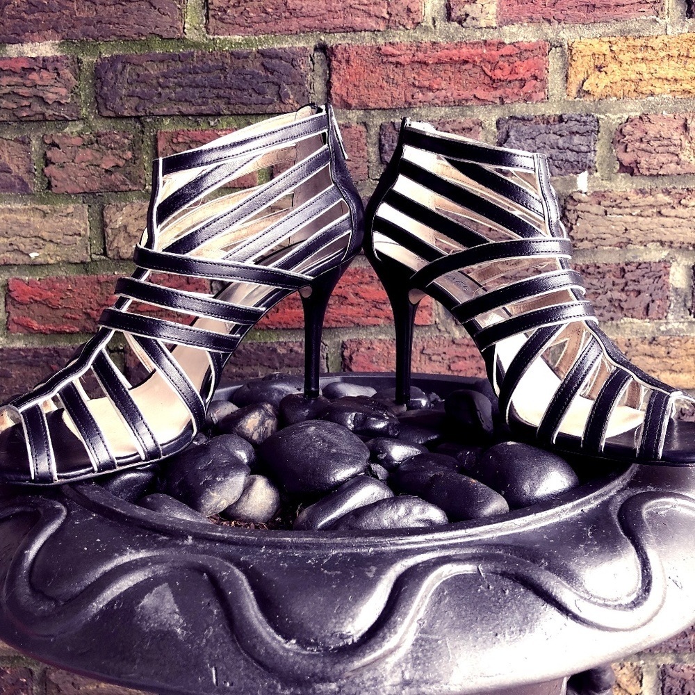 Micheal Kors -Black & Metallic Silver Shoes